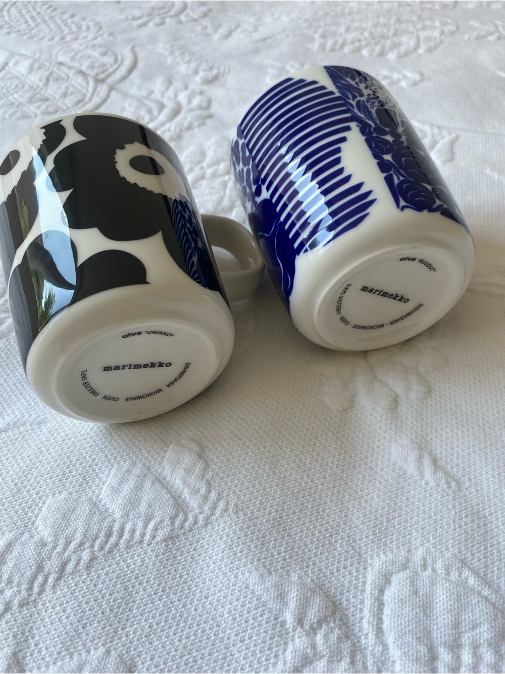 Merimekko 2 mugs in black and white or navy and white print - Picture 2 of 4